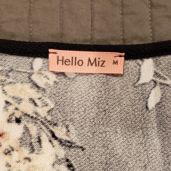 Maternity top - Picture 3 of 5